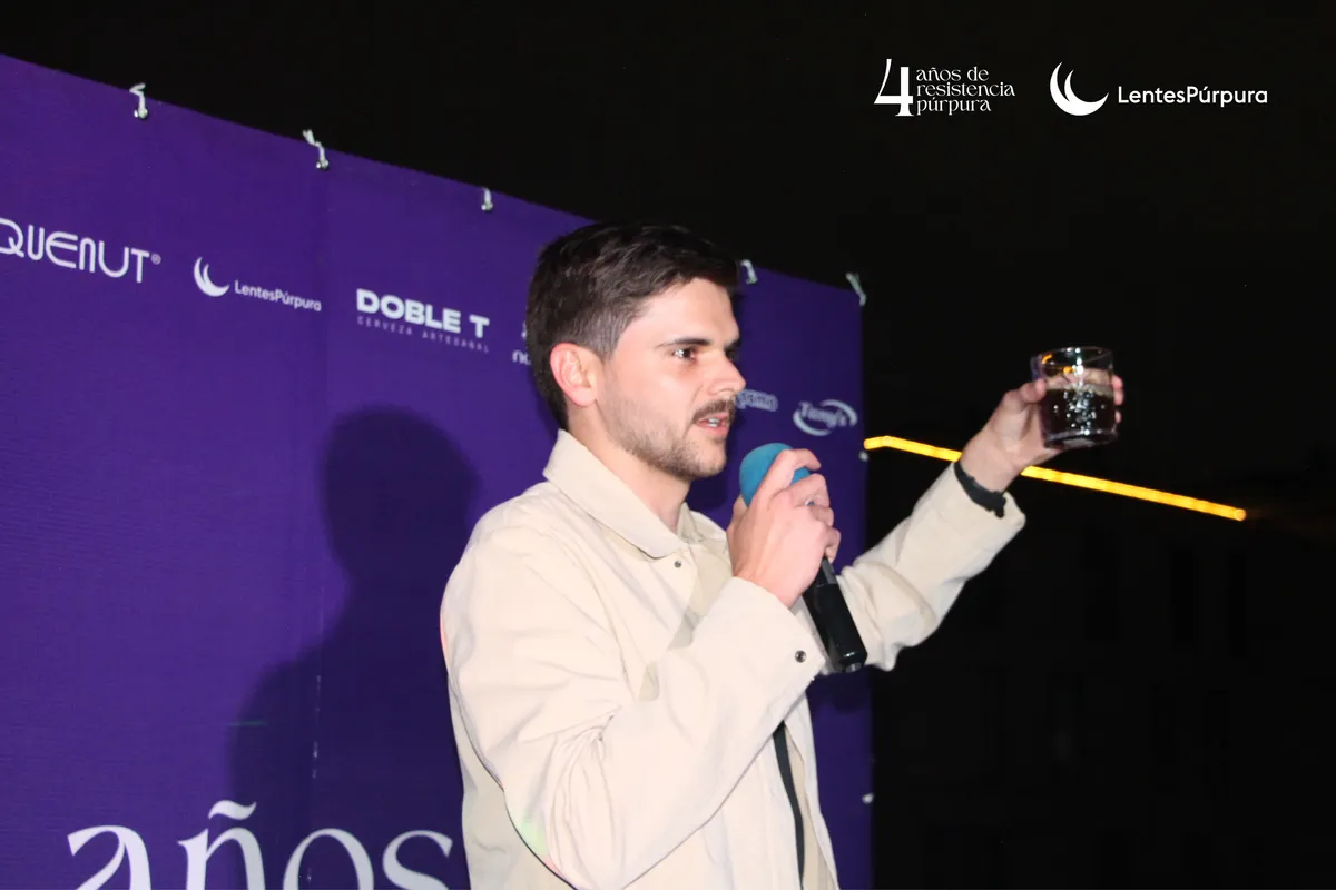 4 años de resistencia púrpura