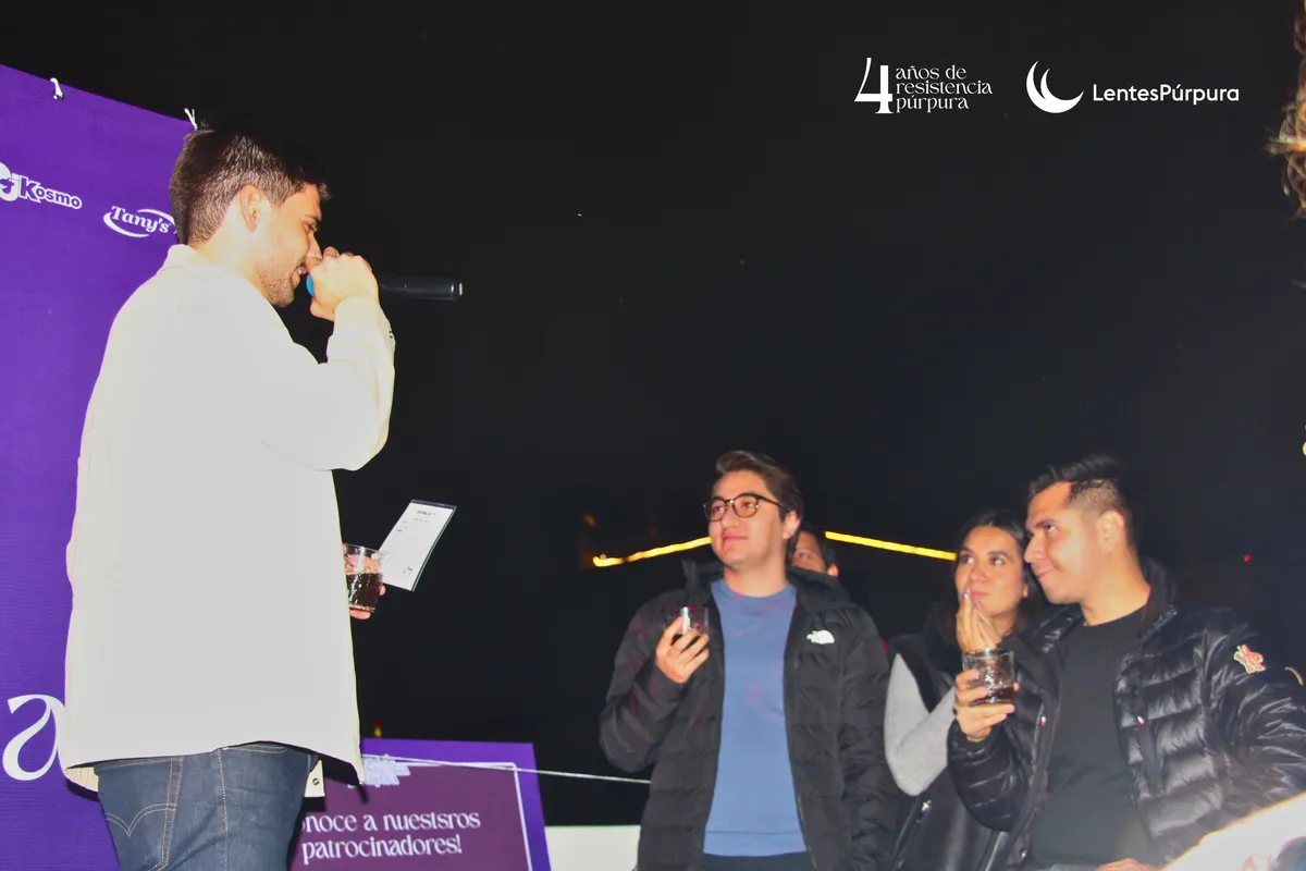 4 años de resistencia púrpura